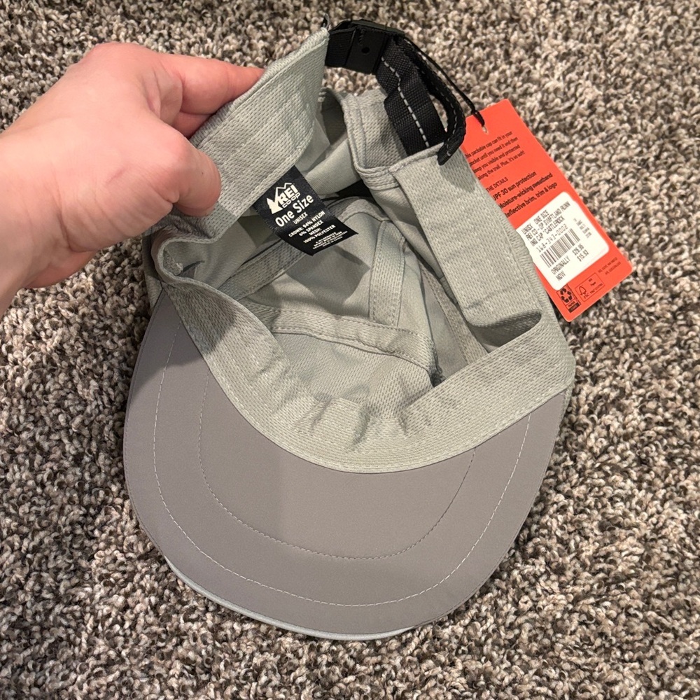 REI Co-op Gray Running Swiftland Cap NEW - Picture 3 of 4